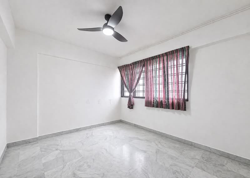 328 Jurong East Street 31, 328 Jurong East Street 31, 3 Bedrooms, 1,130 sqft, HDB Flat For Sale, by Jaety Yeo, 500107116 - Bedroom - PropertyGuru.com.sg
