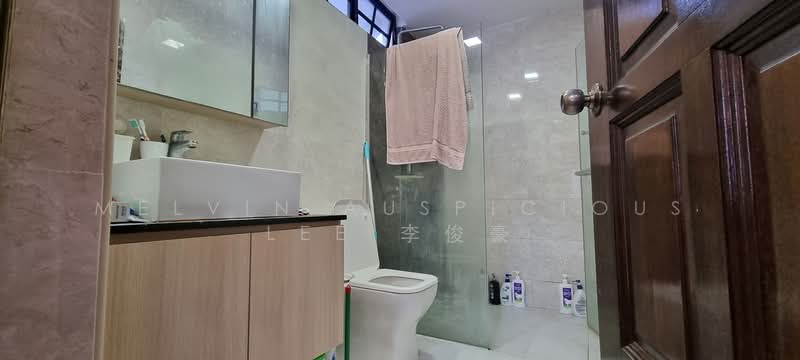 Leith Park, Leith Park, Room Rental, 300 sqft, Terraced House For Rent, by Melvin Auspicious Lee 李俊豪, 500107119 - Bathroom - PropertyGuru.com.sg