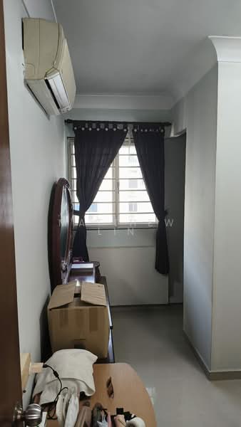 417 Jurong West Street 42, 417 Jurong West Street 42, 3 Bedrooms, 958 sqft, HDB Flat For Sale, by Matthew Lin, 500107122 - Interior - PropertyGuru.com.sg