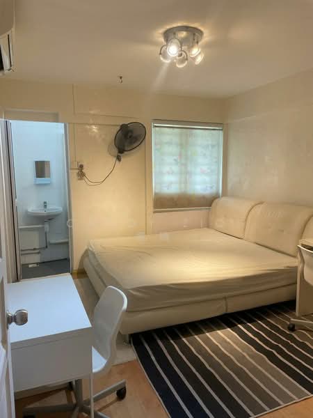 327 Hougang Avenue 5, 327 Hougang Avenue 5, 3 Bedrooms, 1,033 sqft, HDB Flat For Sale, by Candy ZiQi 紫绮, 500107129 - Bedroom - PropertyGuru.com.sg