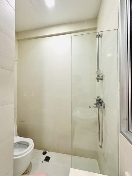 The Baycourt, 461A Upper East Coast Road, Room Rental, 100 sqft, Condominium For Rent, by Kenneth Lim Rihao, 500107132 - Bathroom - PropertyGuru.com.sg