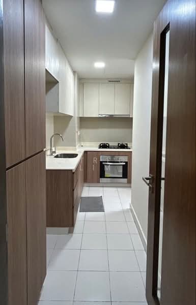 Watercolours, 29 Pasir Ris Link, Room Rental, 250 sqft, Executive Condominium For Rent, by Patrick Lim, 500107152 - Kitchen - PropertyGuru.com.sg