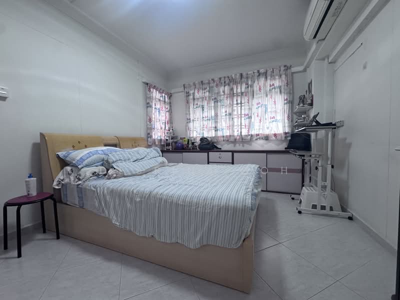 950 Hougang Street 91, 950 Hougang Street 91, 3 Bedrooms, 1,087 sqft, HDB Flat For Sale, by Desrina Goh, 500107154 - Bedroom - PropertyGuru.com.sg