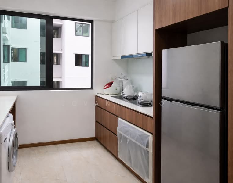 Kingsford Waterbay, 68 Upper Serangoon View, 3 Bedrooms, 883 sqft, Condominium For Rent, by Jovan Khoo, 500107160 - Kitchen - PropertyGuru.com.sg