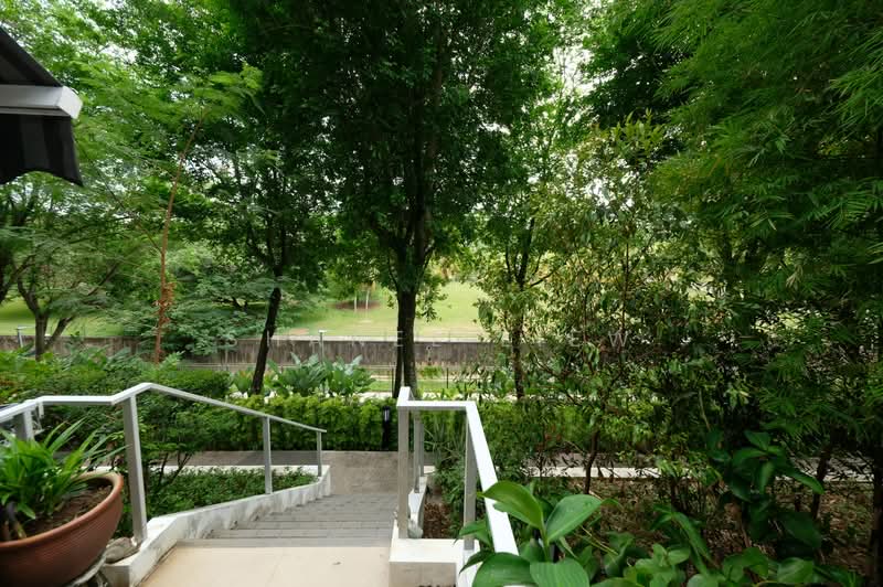 Waterfront Waves, 766 Bedok Reservoir Road, 2 Bedrooms, 990 sqft, Condominium For Sale, by Shanel Liew, 500107166 - Exterior - PropertyGuru.com.sg