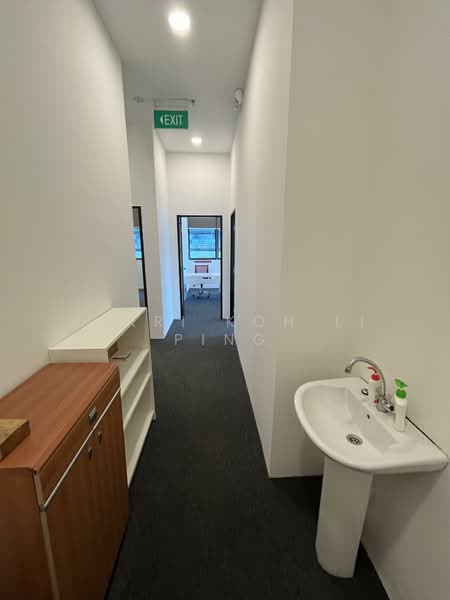 Toh Guan Centre, 21 Toh Guan Road East, 142 sqft, Factory / Workshop (B2) For Rent, by Kerri Koh Li Ping, 500107173 - Corridor - CommercialGuru.com.sg
