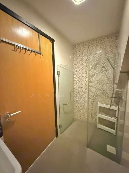 Loft @ Stevens, 68 Stevens Road, Room Rental, 80 sqft, Condominium For Rent, by Alvin Tay, 500107175 - Bathroom - PropertyGuru.com.sg