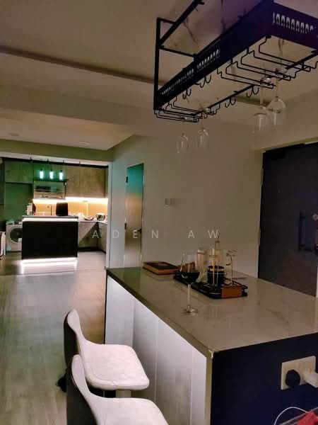 227 Pasir Ris Street 21, 227 Pasir Ris Street 21, 4 Bedrooms, 1,334 sqft, HDB Flat For Sale, by Aden Aw, 500107179 - Kitchen - PropertyGuru.com.sg