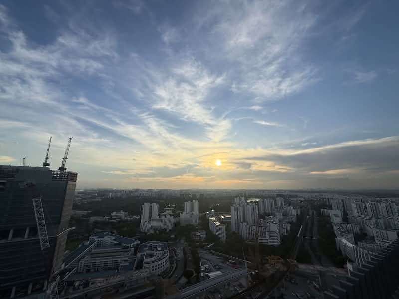 J Gateway, 2 Gateway Drive, 3 Bedrooms, 947 sqft, Condominium For Rent, by He Yifei, 500107182 - View - PropertyGuru.com.sg