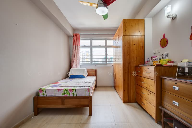 802C Keat Hong Close, 802C Keat Hong Close, 3 Bedrooms, 990 sqft, HDB Flat For Sale, by Conrad Lim  林松泽, 500107187 - Bedroom - PropertyGuru.com.sg