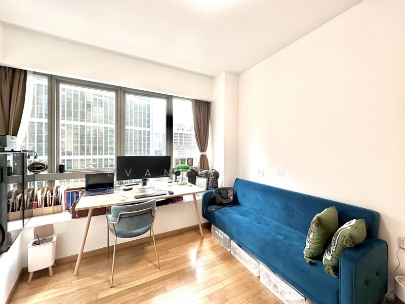 One Shenton, 1 Shenton Way, 2 Bedrooms, 1,108 sqft, Condominium For Sale, by Evan Chung, 500107196 - Bedroom - PropertyGuru.com.sg