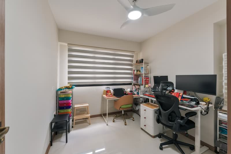 467A Bukit Batok West Avenue 9, 467A Bukit Batok West Avenue 9, 3 Bedrooms, 1,001 sqft, HDB Flat For Sale, by Fabian Chang, 500107203 - Study - PropertyGuru.com.sg
