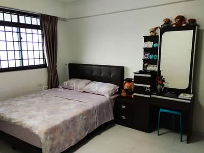 For Rent - 301 Jurong East Street 32