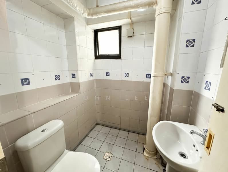 683D Woodlands Drive 62, 683D Woodlands Drive 62, 3 Bedrooms, 1,109 sqft, HDB Flat For Sale, by John Lee, 500107222 - Bathroom - PropertyGuru.com.sg