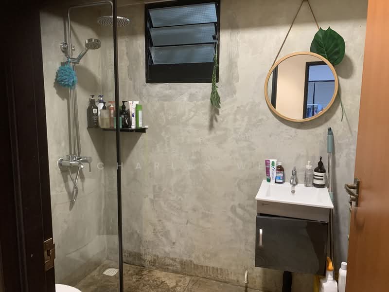 997A Buangkok Crescent, 997A Buangkok Crescent, 3 Bedrooms, 1,001 sqft, HDB Flat For Sale, by Charles Wee, 500107226 - Bathroom - PropertyGuru.com.sg