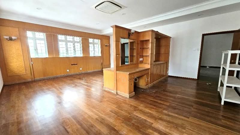 ⭐️⭐️LANDED7772@RARE GCB SIZE DETACHED AT GOOMAN VICINITY. 83827772, Goodman Road, Crescent Road, 8 Bedrooms, 10,500 sqft, Detached House For Sale, by K L Goh, 500107228 - Living Room - PropertyGuru.com.sg