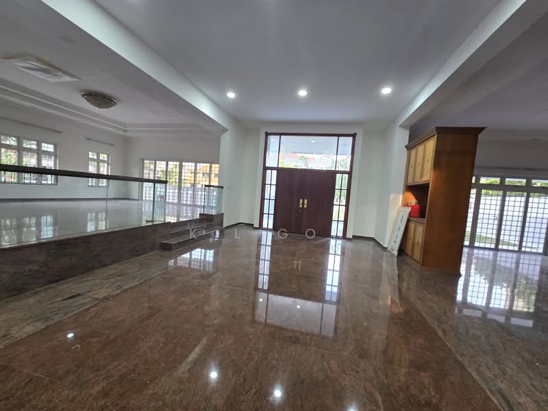 ⭐️⭐️LANDED7772@RARE GCB SIZE DETACHED AT GOOMAN VICINITY. 83827772, Goodman Road, Crescent Road, 8 Bedrooms, 10,500 sqft, Detached House For Sale, by K L Goh, 500107228 - Entrance - PropertyGuru.com.sg