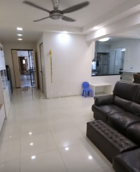 646 Jurong West Street 61, 646 Jurong West Street 61, 4 Bedrooms, 1,291 sqft, HDB Flat For Sale, by Tamil Chelvan, 500107231 - Living Room - PropertyGuru.com.sg