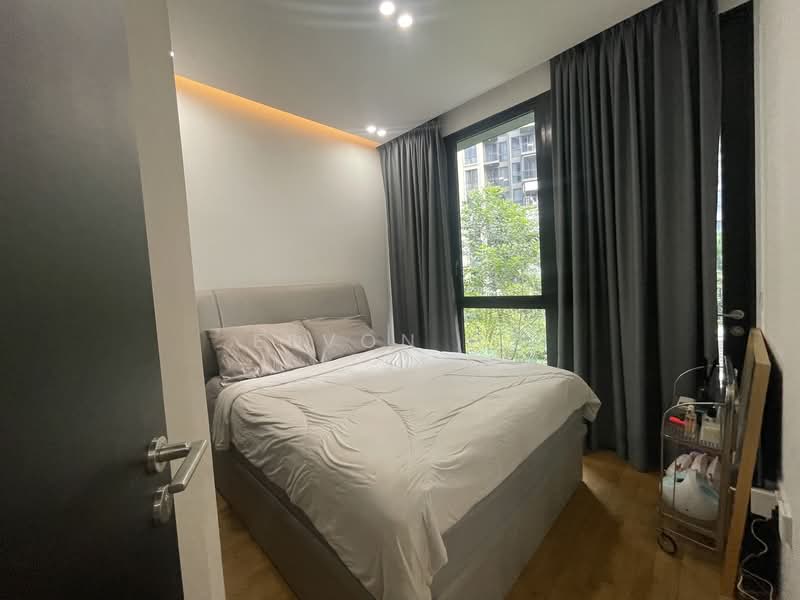 Park Colonial, 2 Woodleigh Lane, 2 Bedrooms, 603 sqft, Condominium For Sale, by EeVon Ho, 500107241 - Bedroom - PropertyGuru.com.sg