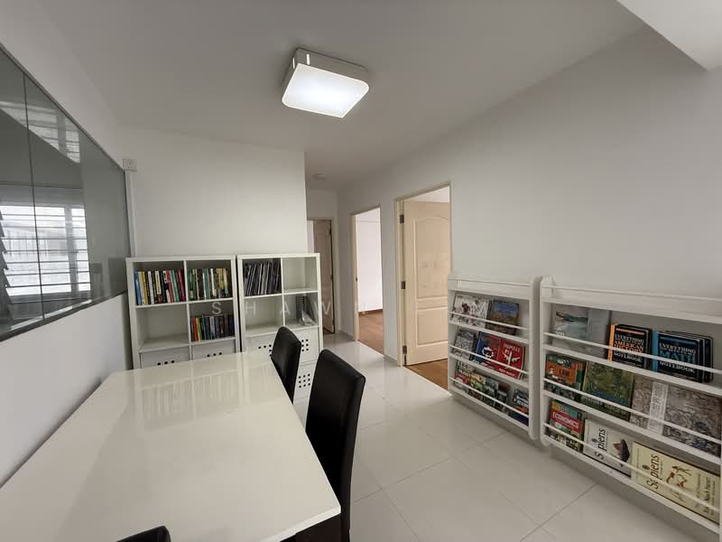 671B Yishun Avenue 4, 671B Yishun Avenue 4, 3 Bedrooms, 1,001 sqft, HDB Flat For Sale, by Shawn Lim, 500107244 - Study - PropertyGuru.com.sg