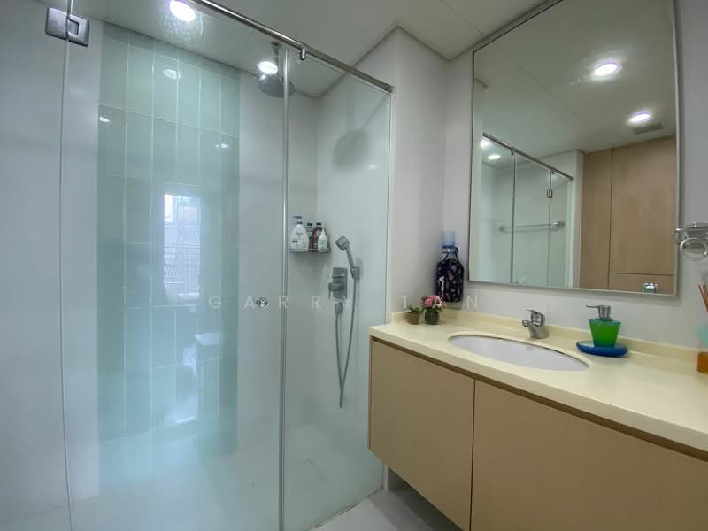 Piccadilly Grand, 3 Northumberland Road, 2 Bedrooms, 646 sqft, Condominium For Rent, by Garry Tan, 500107248 - Bathroom - PropertyGuru.com.sg