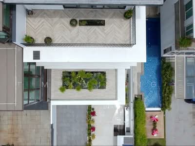 For Sale - ⭐~10,000sqft of SPACE⭐Walk to Kembangan MRT✅Brand New, Multi Generation Living