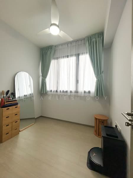 The Garden Residences, 9 Serangoon North View, 2 Bedrooms, 614 sqft, Condominium For Rent, by Charles Goy, 500107267 - Common Bedroom - PropertyGuru.com.sg