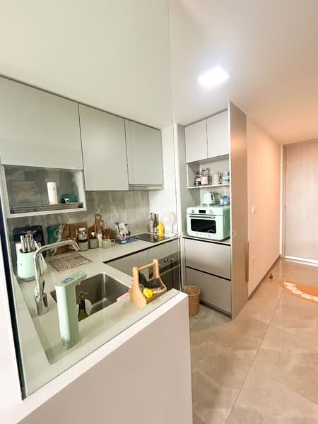The Garden Residences, 9 Serangoon North View, 2 Bedrooms, 614 sqft, Condominium For Rent, by Charles Goy, 500107267 - Kitchen - PropertyGuru.com.sg