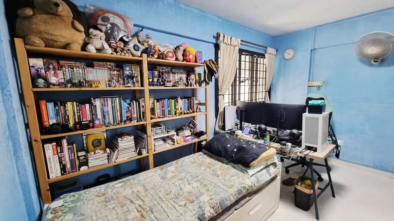 215 Serangoon Avenue 4, 215 Serangoon Avenue 4, 3 Bedrooms, 1,054 sqft, HDB Flat For Sale, by Khai ., 500107274 - Bedroom - PropertyGuru.com.sg