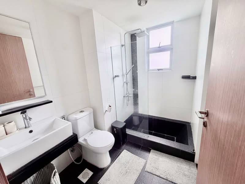 Mackenzie 88, 88 Mackenzie Road, 2 Bedrooms, 840 sqft, Apartment For Sale, by Chloe Leong (廖欣燕）, 500107294 - Bathroom - PropertyGuru.com.sg