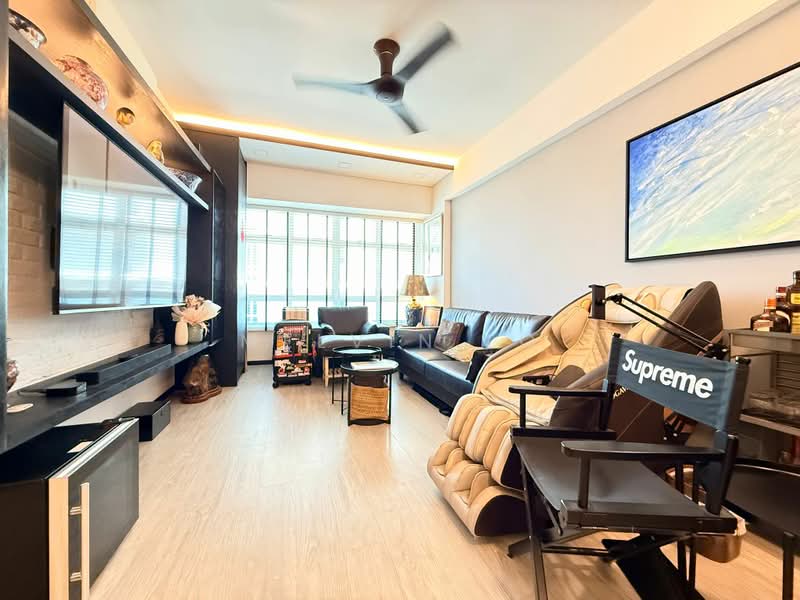 The Richmond, 7 Saint Michael's Road, 3 Bedrooms, 1,249 sqft, Condominium For Sale, by Melvin Lo, 500107305 - Living Room - PropertyGuru.com.sg