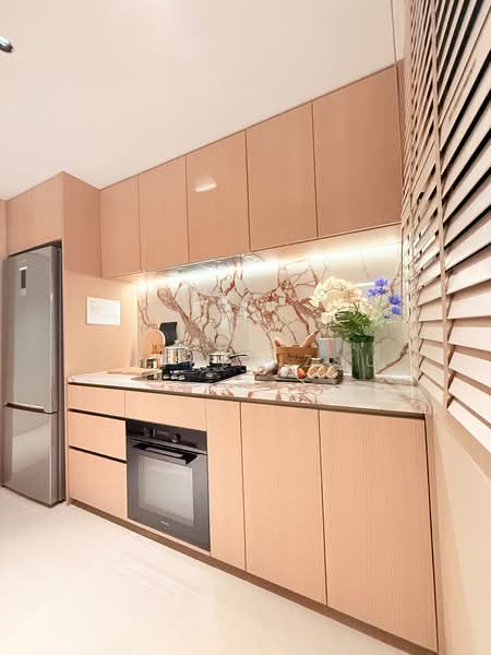 Vela Bay, Bayshore Road, 2 Bedrooms, 678 sqft, Condominium For Sale, by Esther Zou, 500107322 - Kitchen - PropertyGuru.com.sg
