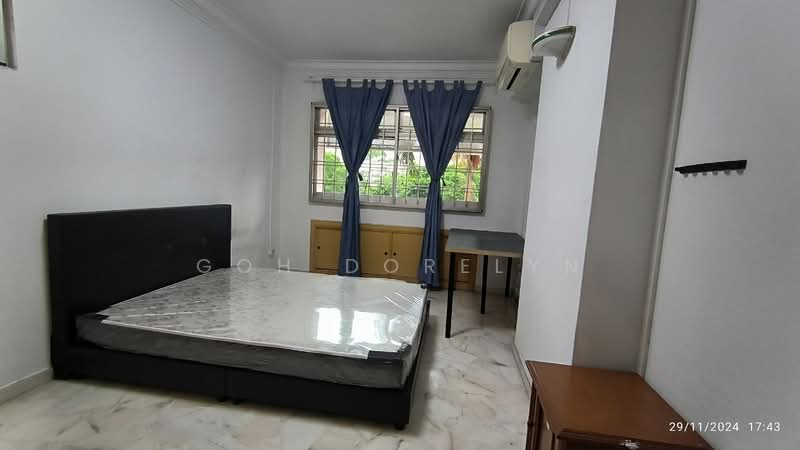 758 Pasir Ris Street 71, 758 Pasir Ris Street 71, 4 Bedrooms, 126 sqft, HDB Flat For Sale, by Goh Dorelyn, 500107325 - Bedroom - PropertyGuru.com.sg