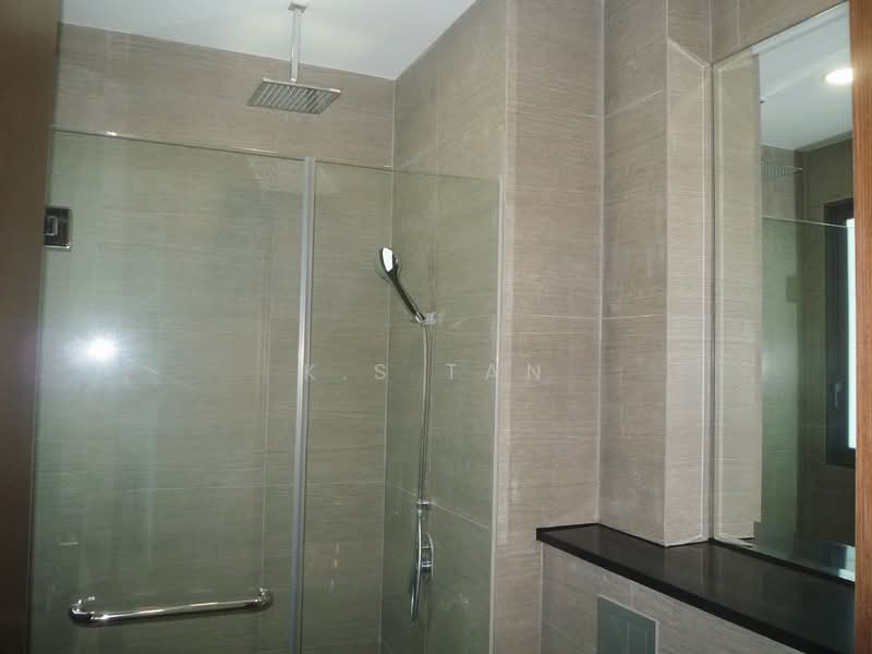City Suites, 235 Balestier Road, 1 Bedroom, 452 sqft, Condominium For Sale, by K.S Tan, 500107330 - Bathroom - PropertyGuru.com.sg