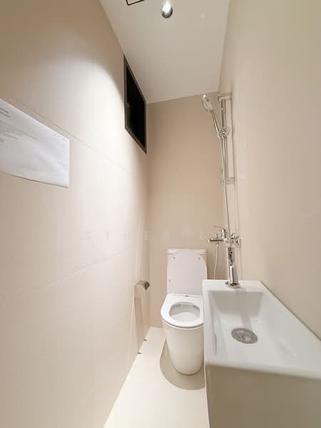 Vela Bay, Bayshore Road, 4 Bedrooms, 1,173 sqft, Condominium For Sale, by Esther Zou, 500107347 - Bathroom - PropertyGuru.com.sg