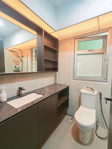 422B Northshore Dr, , 3 Bedrooms, 1,216 sqft, HDB Flat For Sale, by Tony Yap, 500107358 - Bathroom - PropertyGuru.com.sg