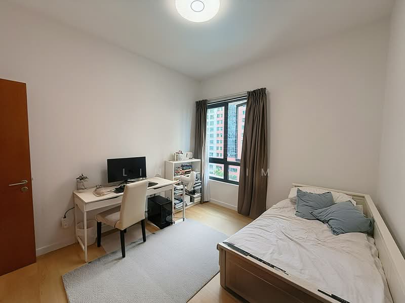 💙D15 FREEHOLD💙1,550sqft 🩵4 bed 3 bath 🏊🏻‍♀️Pool Facing Move-In Ready, , 3 Bedrooms, 1,550 sqft, Condominium For Sale, by Linda Sim, 500107368 - Bedroom 2 - PropertyGuru.com.sg