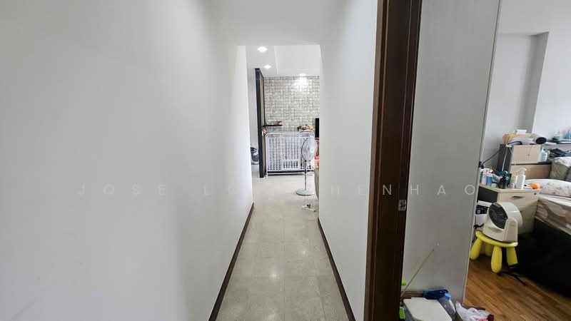 Tanamera Crest, 6 Pari Dedap Walk, 3 Bedrooms, 1,195 sqft, Condominium For Sale, by Jose Loh Zhenhao, 500107371 - Corridor - PropertyGuru.com.sg