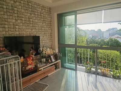 For Sale - Tanamera Crest