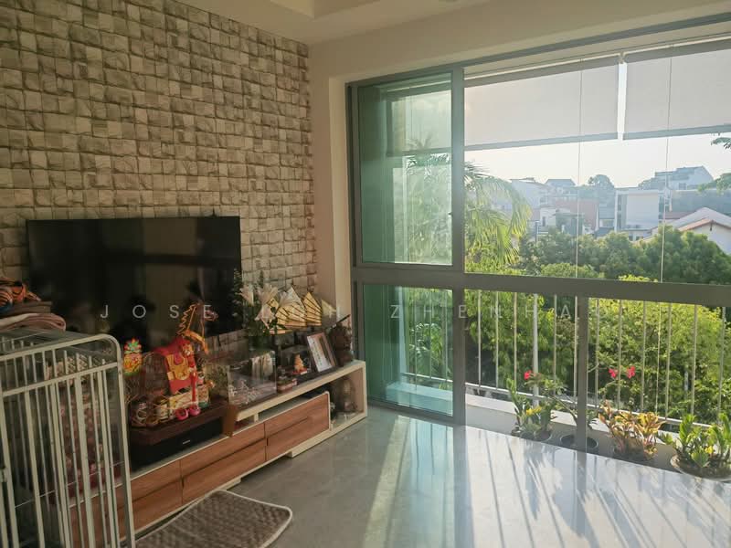 Tanamera Crest, 6 Pari Dedap Walk, 3 Bedrooms, 1,195 sqft, Condominium For Sale, by Jose Loh Zhenhao, 500107371 - Living Room - PropertyGuru.com.sg