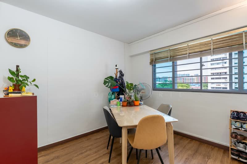 122 Paya Lebar Way, 122 Paya Lebar Way, 3 Bedrooms, 980 sqft, HDB Flat For Sale, by Muhd Khairil, 500107387 - Dining Room - PropertyGuru.com.sg