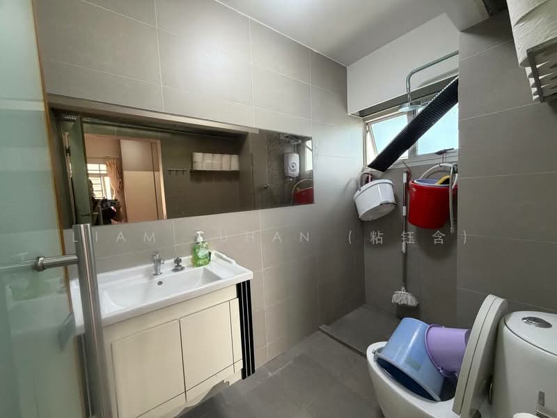 620 Bukit Batok Central, 620 Bukit Batok Central, 3 Bedrooms, 969 sqft, HDB Flat For Sale, by Liam Yuhan (粘钰含), 500107391 - Bathroom - PropertyGuru.com.sg