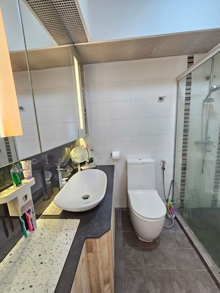 615C Edgefield Plains, , 3 Bedrooms, 991 sqft, HDB Flat For Sale, by Clement Boey, 500107398 - Bathroom - PropertyGuru.com.sg