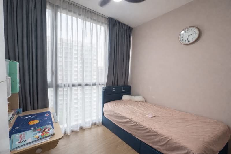Le Quest, 10 Bukit Batok Street 41, 3 Bedrooms, 883 sqft, Condominium For Sale, by Isabel It, 500107399 - Bedroom - PropertyGuru.com.sg