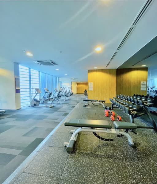 V on Shenton, 5 Shenton Way, 2 Bedrooms, 958 sqft, Condominium For Rent, by Jowell Chia 谢炳耀, 500107409 - Facilities - Gym - PropertyGuru.com.sg