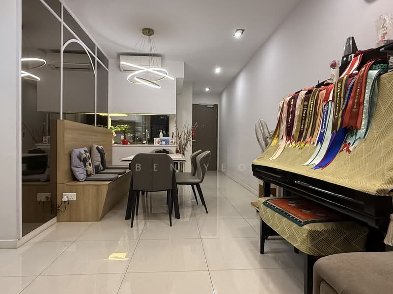 Treasure at Tampines, 57 Tampines Lane, 3 Bedrooms, 1,033 sqft, Condominium For Sale, by Ben Yeo, 500107413 - Dining Room - PropertyGuru.com.sg
