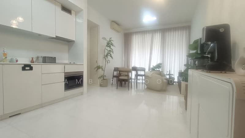 RV Residences, 467 River Valley Road, 2 Bedrooms, 689 sqft, Condominium For Sale, by Amber Wood, 500107435 - Kitchen - PropertyGuru.com.sg
