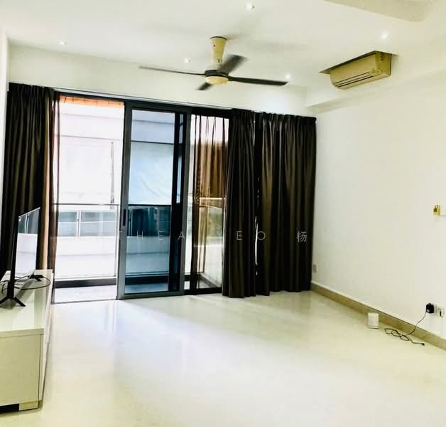 Waterford Residence, 23 Kim Yam Road, 3 Bedrooms, 1,044 sqft, Condominium For Sale, by Anthea Yeo 杨丽娇, 500107444 - Living Room - PropertyGuru.com.sg