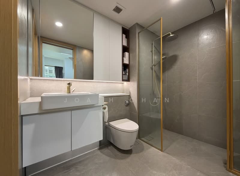 One Shenton, 1 Shenton Way, 1 Bedroom, 538 sqft, Condominium For Sale, by Joash Chan, 500107448 - Bathroom - PropertyGuru.com.sg