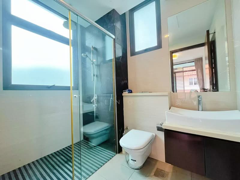 Meridian 38, 38 Lorong M Telok Kurau, 3 Bedrooms, 1,152 sqft, Apartment For Sale, by Ivy Weng 翁剑英, 500107453 - Bathroom - PropertyGuru.com.sg